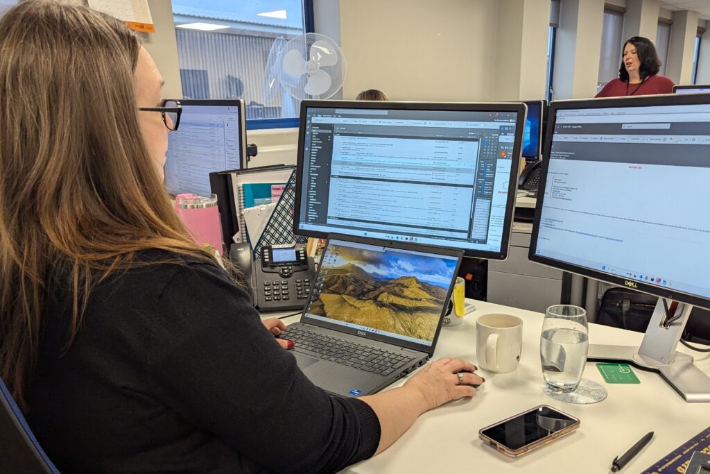6 Reasons to Source PCB Testing Locally in the UK: UK based staff with no language or time zone barriers