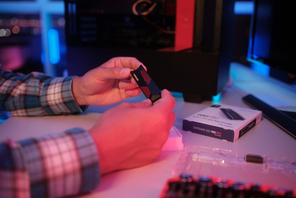 Memory Market Volatility and 2026 Supply Risk: Planning Ahead (Samsung NAND flash memory)